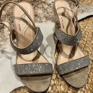 Nina Senta Alamo Tan Silver Studded Heeled Size: EU38 US 8